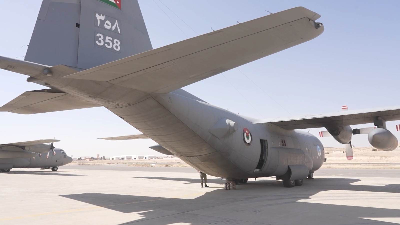 الأردن يواصل إيصال المساعدات إلى غزة عبر إنزالات جوية جديدة