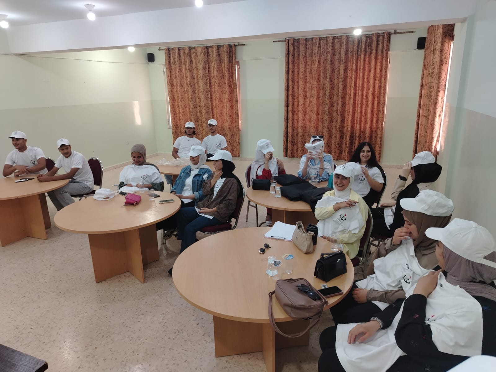 تواصل فعاليات معسكرات الحسين للعمل والبناء