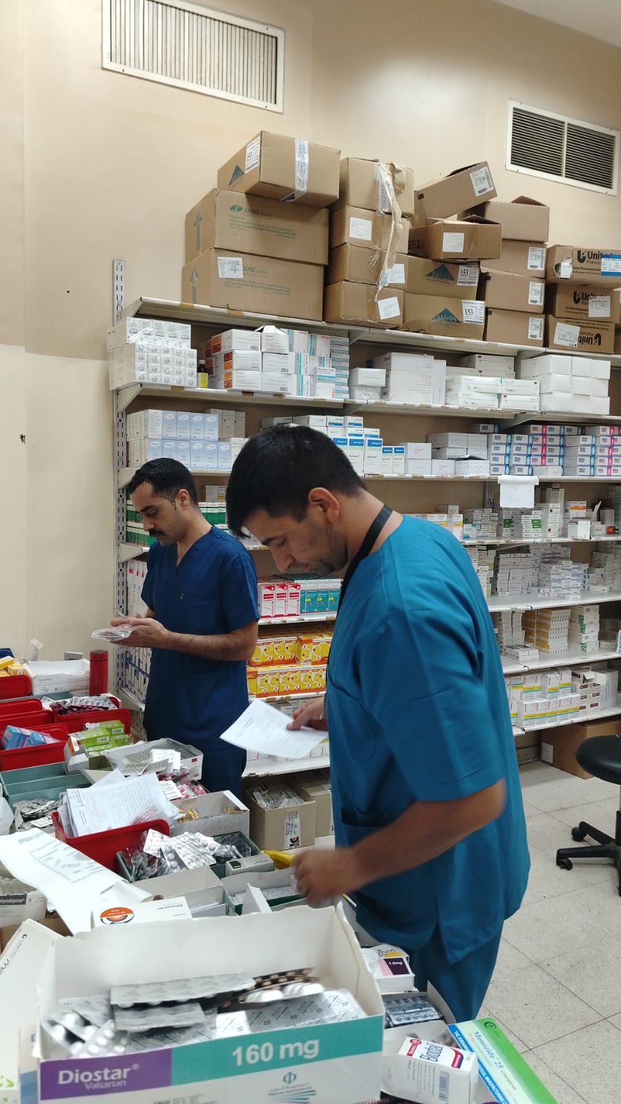 طواقم المستشفى الميداني الأردني غزة/83 تباشر أعمالها