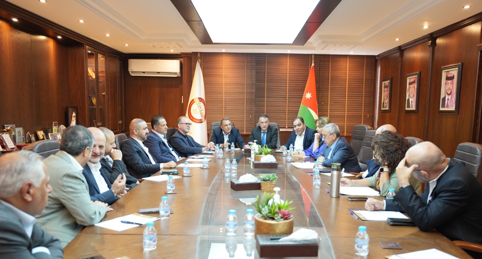 جلسة حول التحكيم المؤسسي