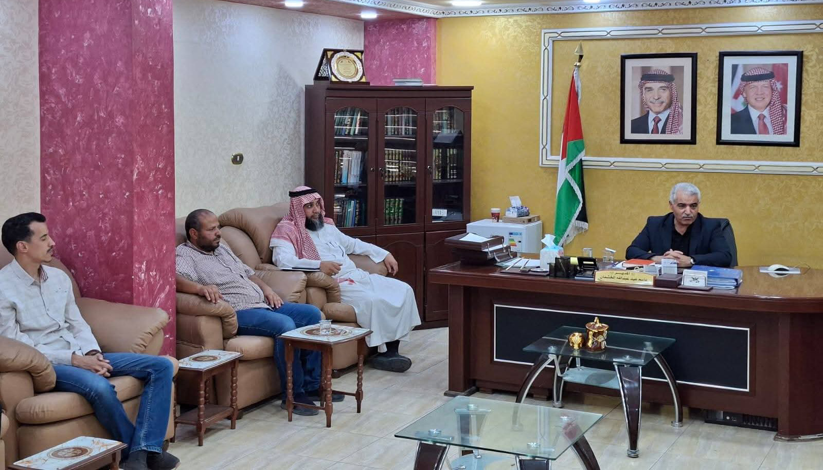 محافظ معان يؤكد أهمية تسهيل معاملات المواطنين