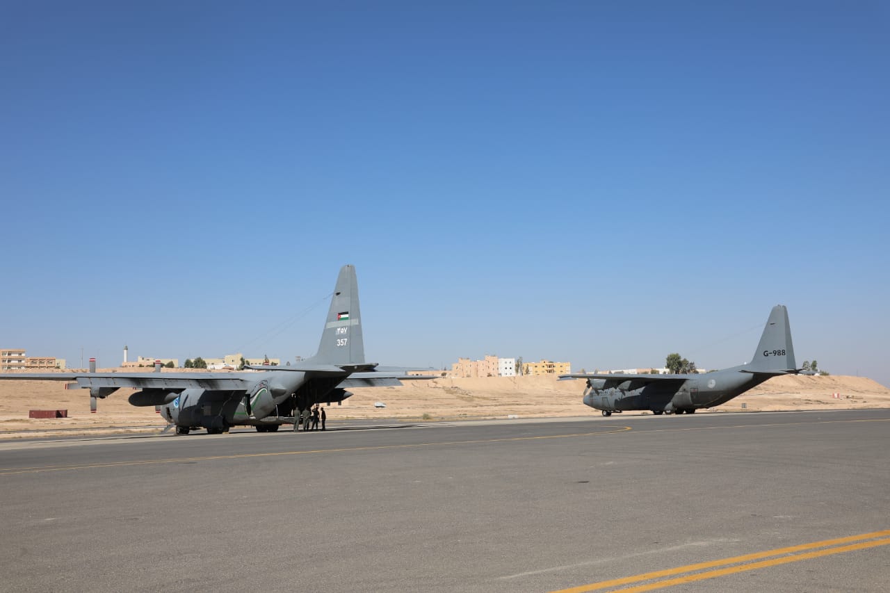 القوات المسلحة تنفذ إنزالا جويا على غزة بالتعاون مع دول شقيقة وصديقة