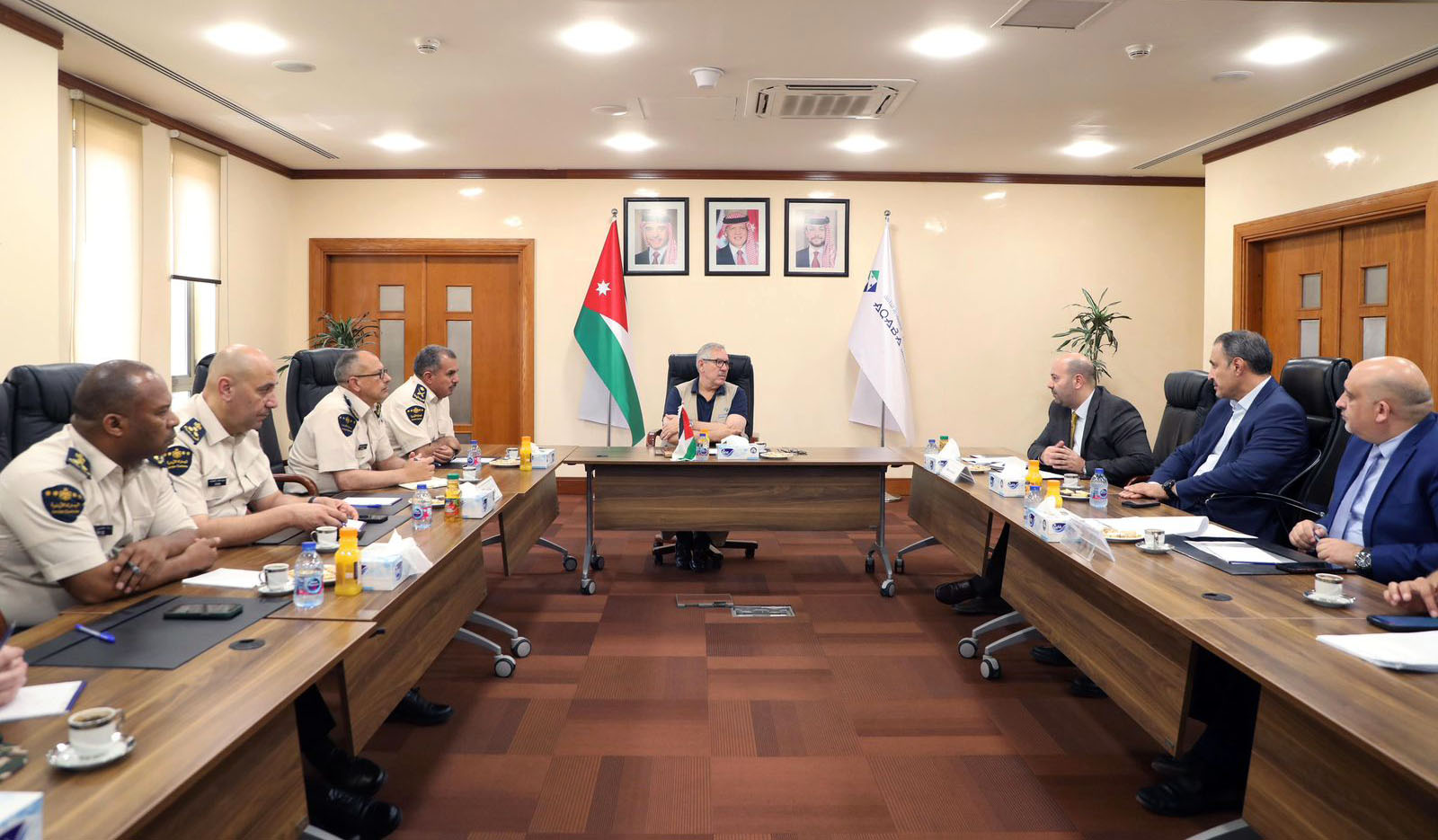 بحث التعاون بين العقبة الخاصة والجمارك الأردنية