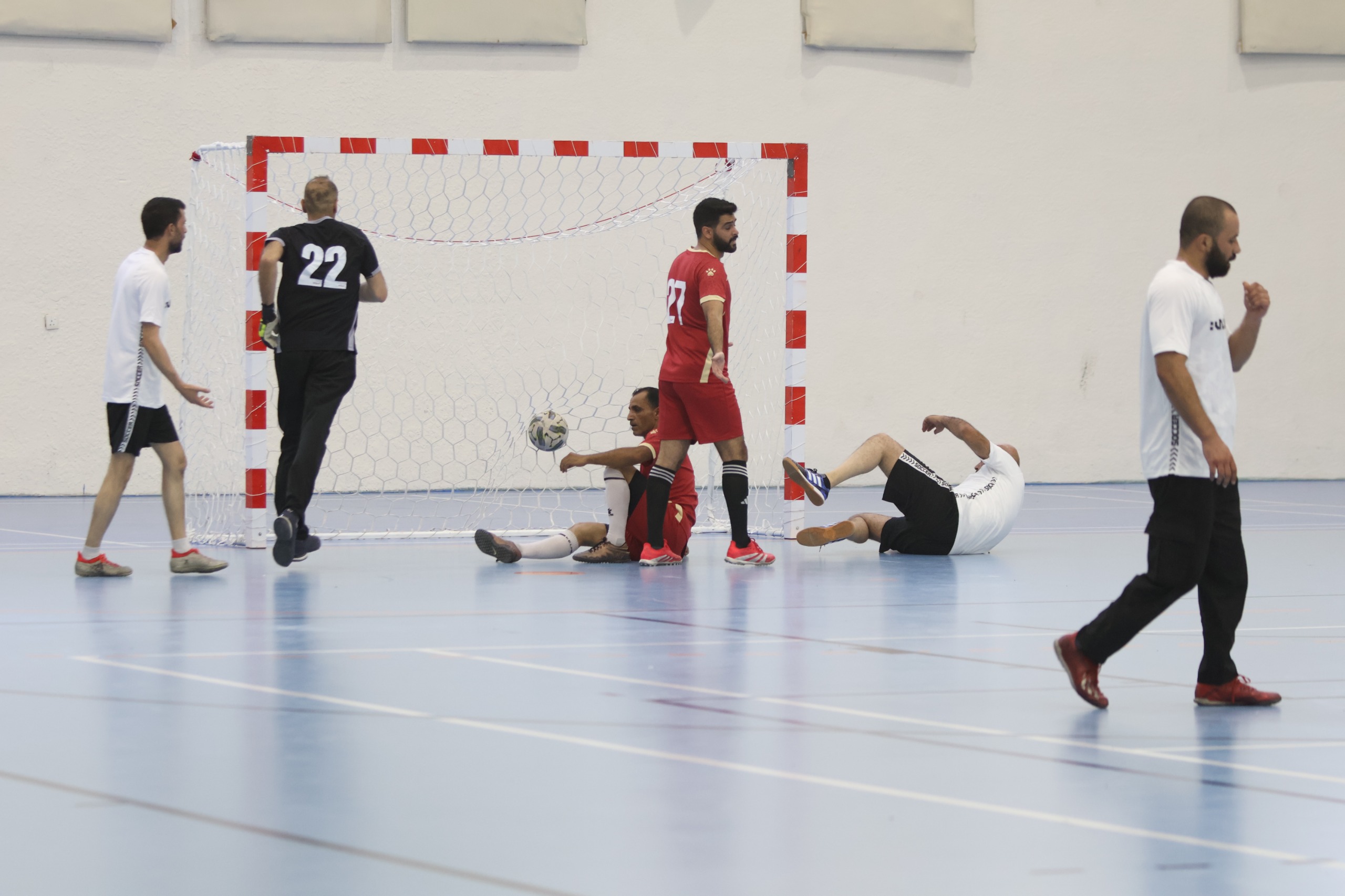 انطلاق منافسات بطولة نقابة الصحفيين بسداسي كرة القدم