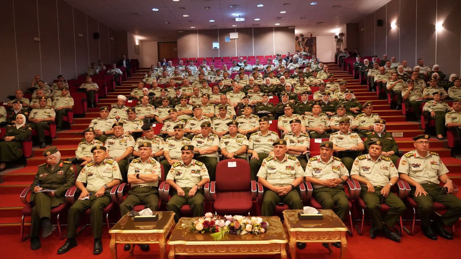 مدير عام الخدمات الطبية يوجه بتكثيف الجهود الطبية المقدمة للمرضى