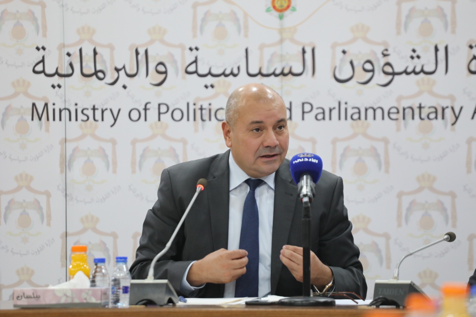 وزير الشؤون السياسية: النقابات العمالية ركيزة أساسية في مشروع التحديث