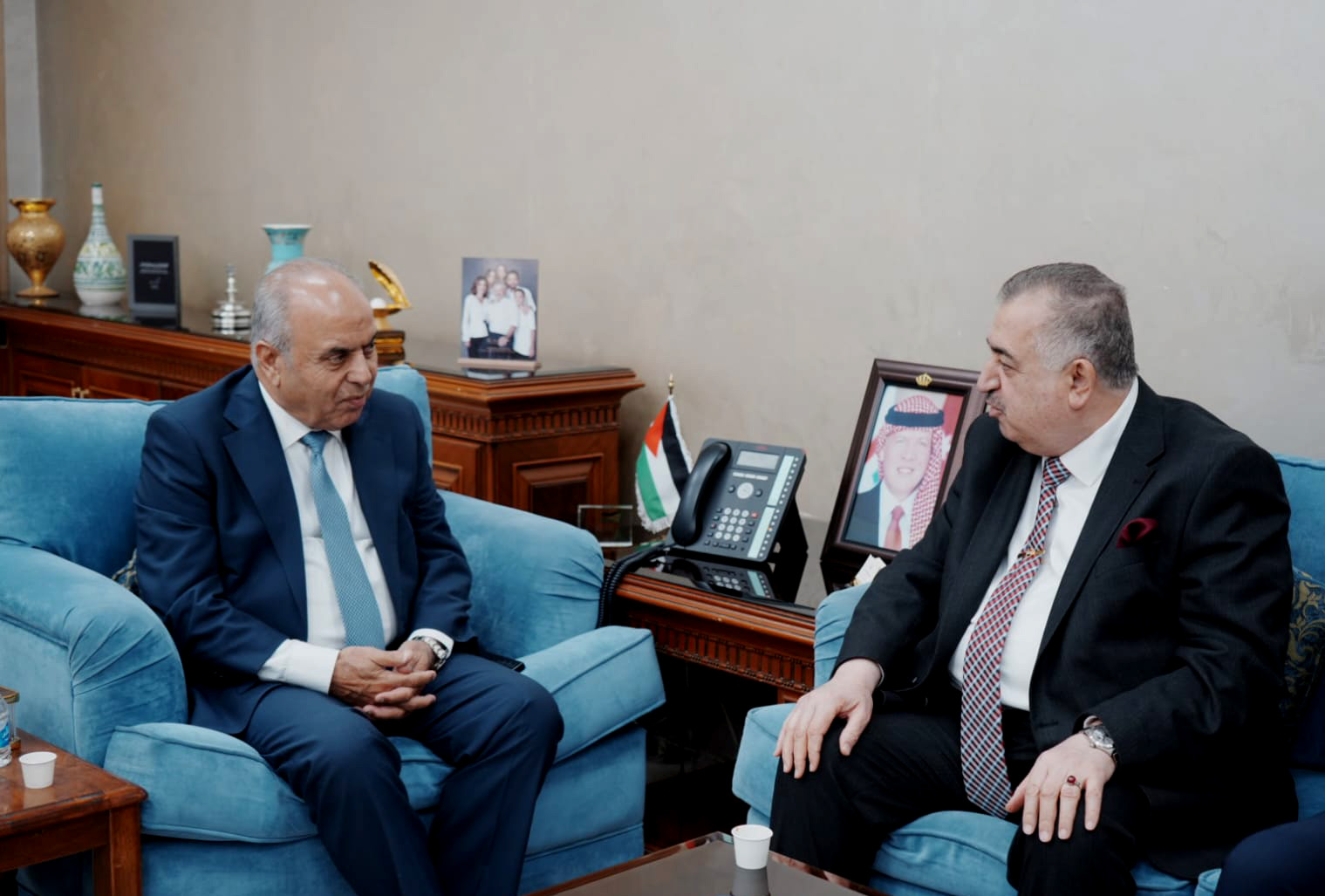 وزير التربية والسفير العراقي يبحثان تعزيز العلاقات التعليمية