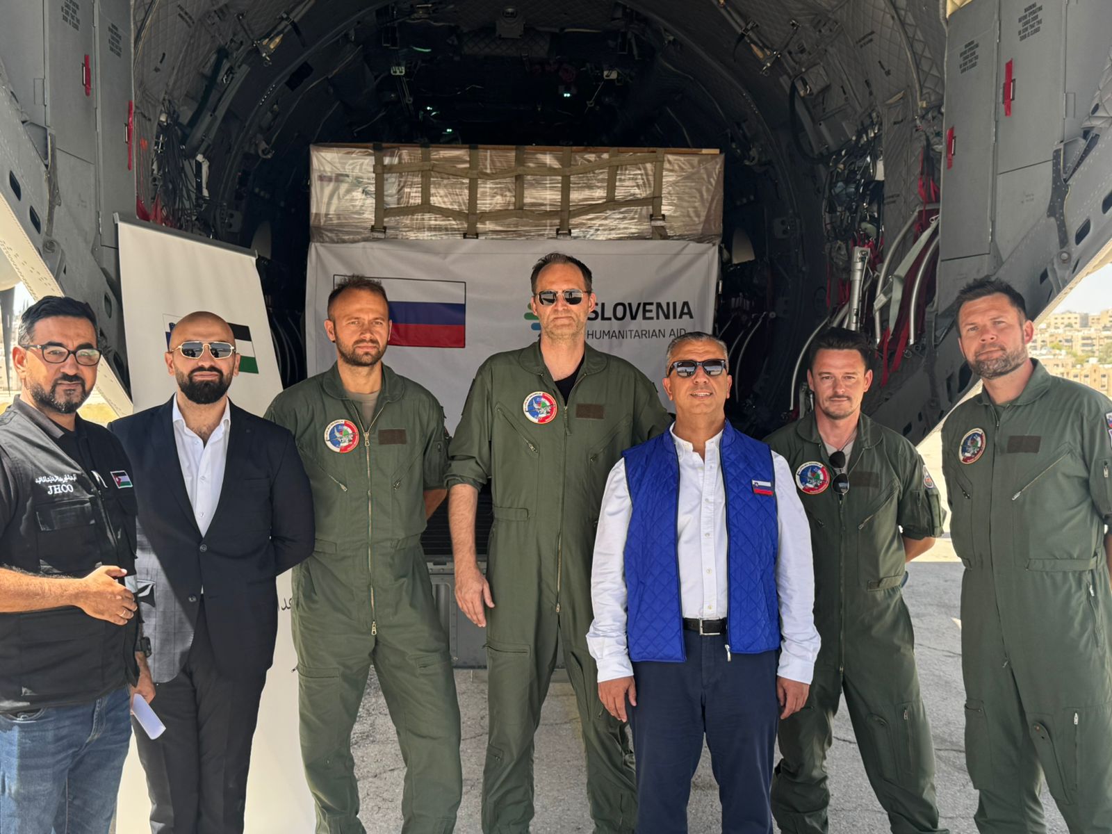 الخيرية الهاشمية تستقبل طائرات مساعدات إغاثية من سلوفينيا لدعم غزة