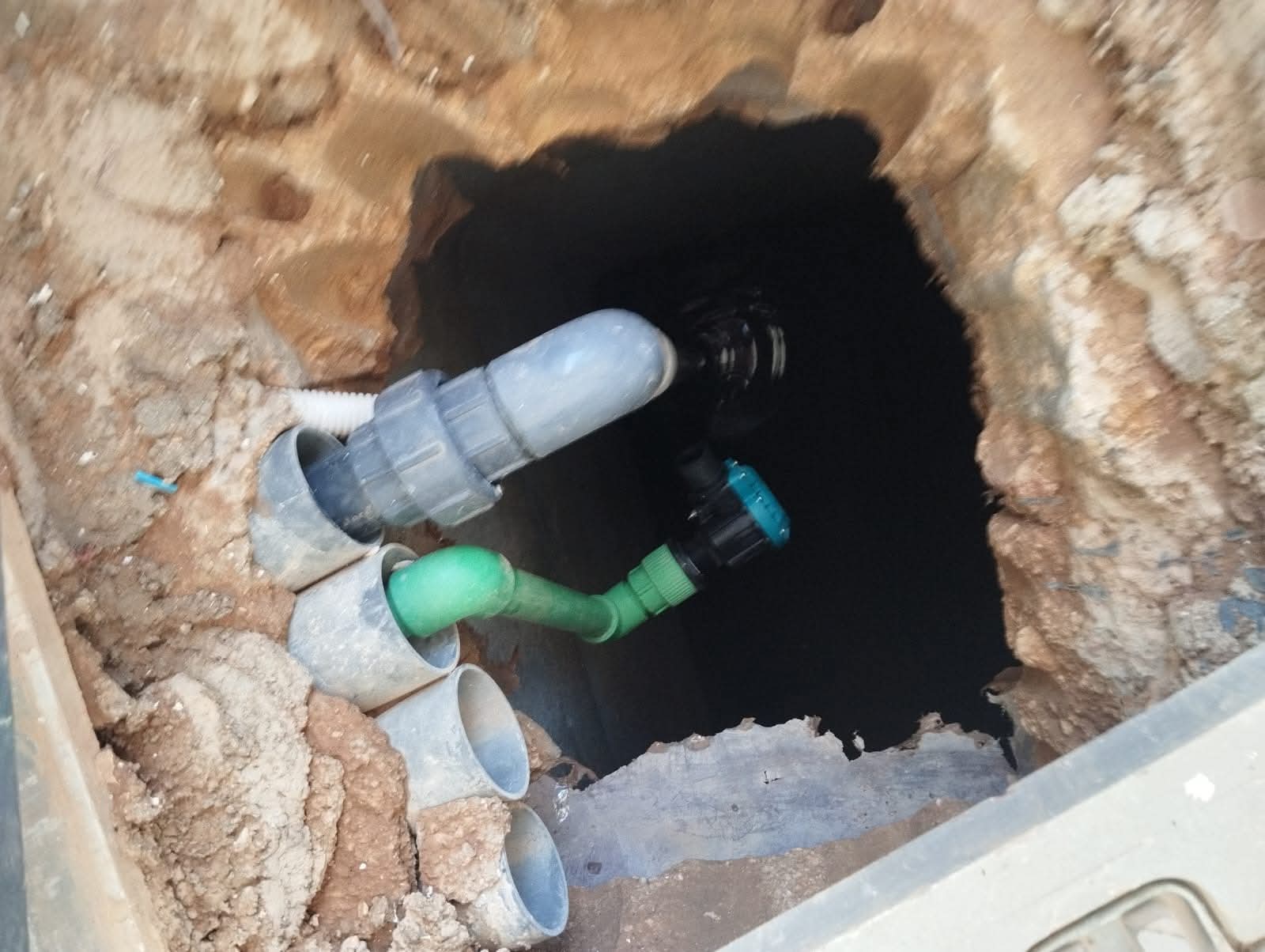 المياه: ضبط مصنع يعتدي على خط ناقل في المفرق