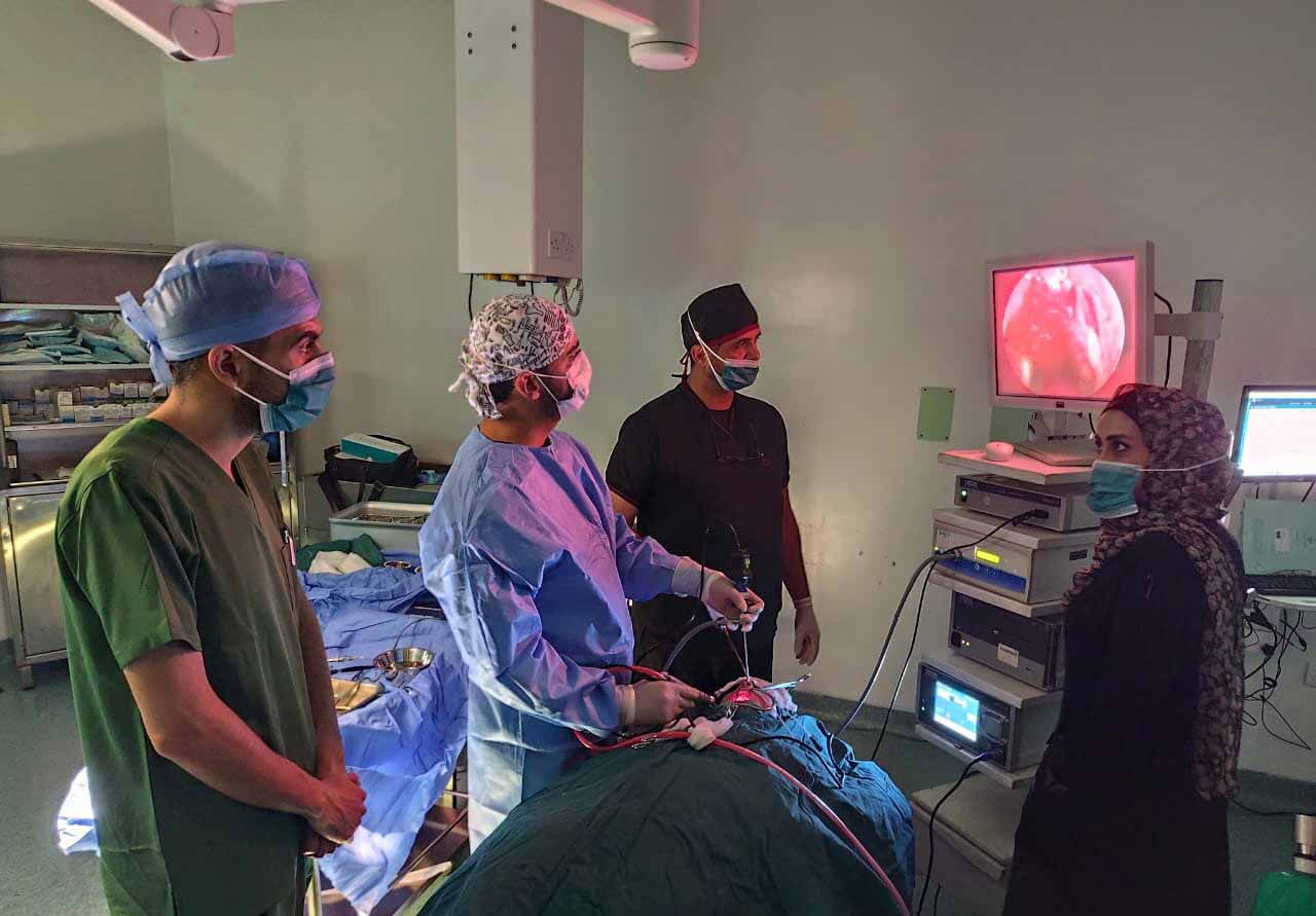 عملية نوعية لاستئصال كتلة في منطقة البلعوم بمستشفى الزرقاء الحكومي