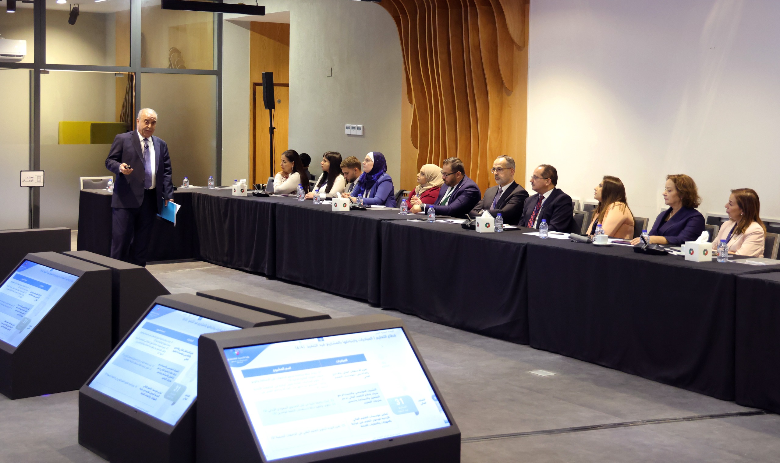 الجلسات القطاعية في رئاسة الوزراء تناقش في اليوم الثاني قطاع التعليم