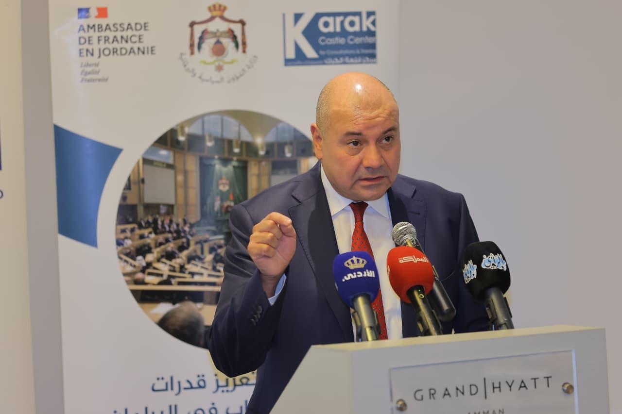 وزير الشؤون السياسية: المرأة شريك في رسم السياسات العامة وصناعة القرار