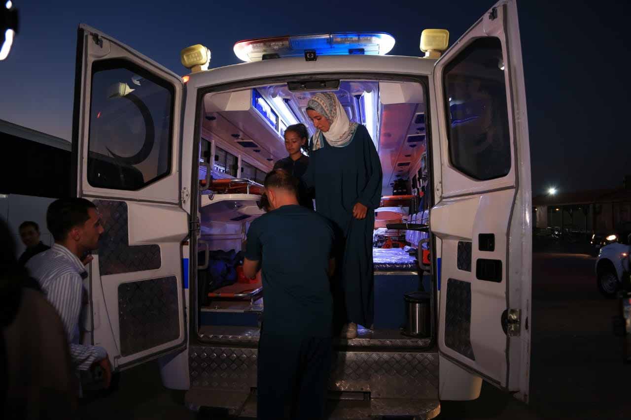 القوات المسلحة تقوم بإجلاء الدفعة العاشرة من أطفال غزة المرضى للعلاج في الأردن