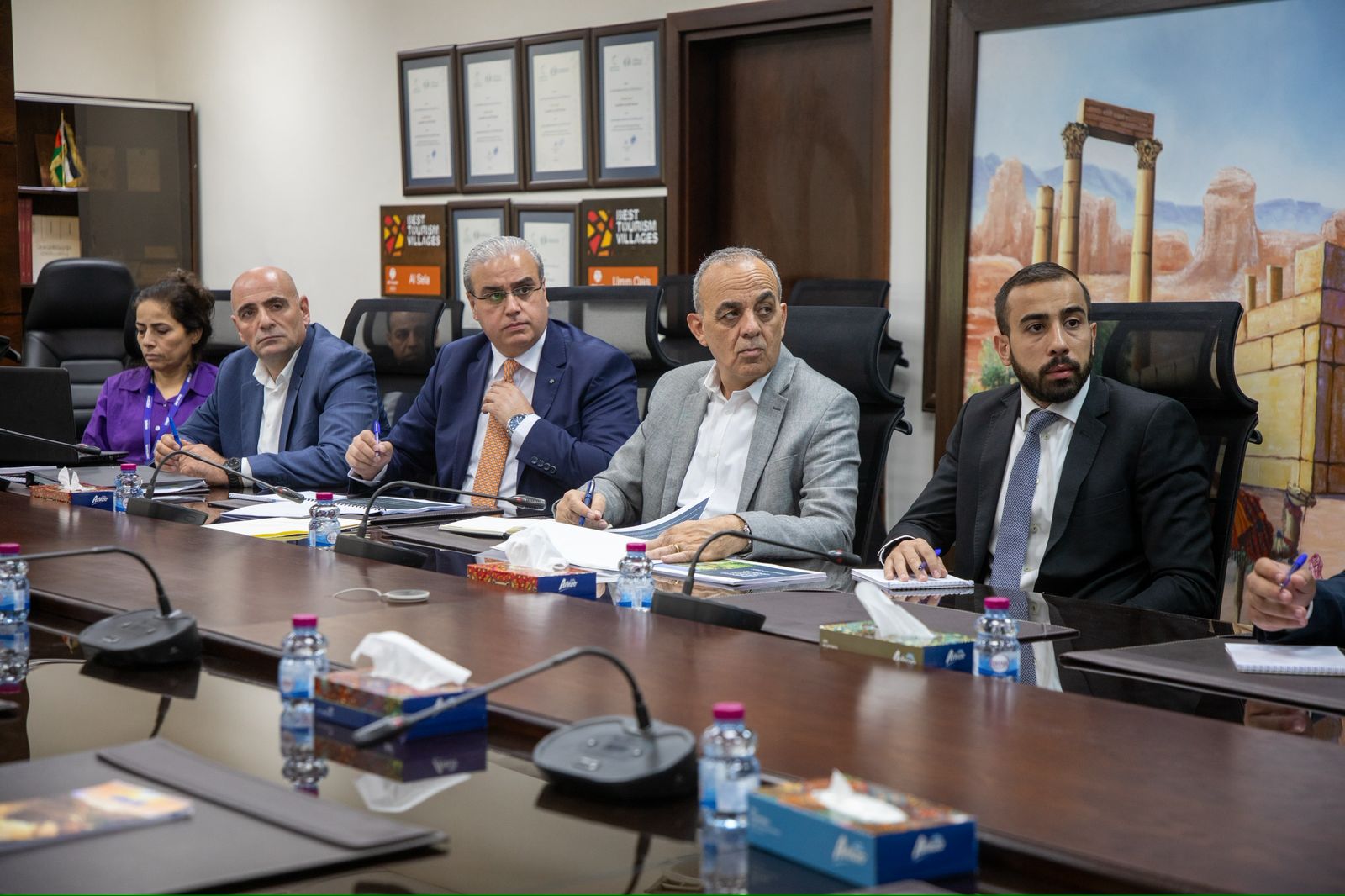 وزيرا الصحة والسياحة يبحثان تطوير السياحة العلاجية والاستشفائية