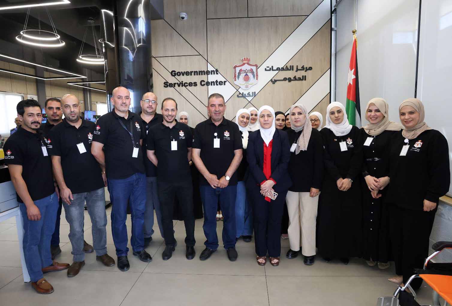 أمين عام الاقتصاد الرقمي تتفقد مركزي الخدمات الحكومية في الطفيلة والكرك