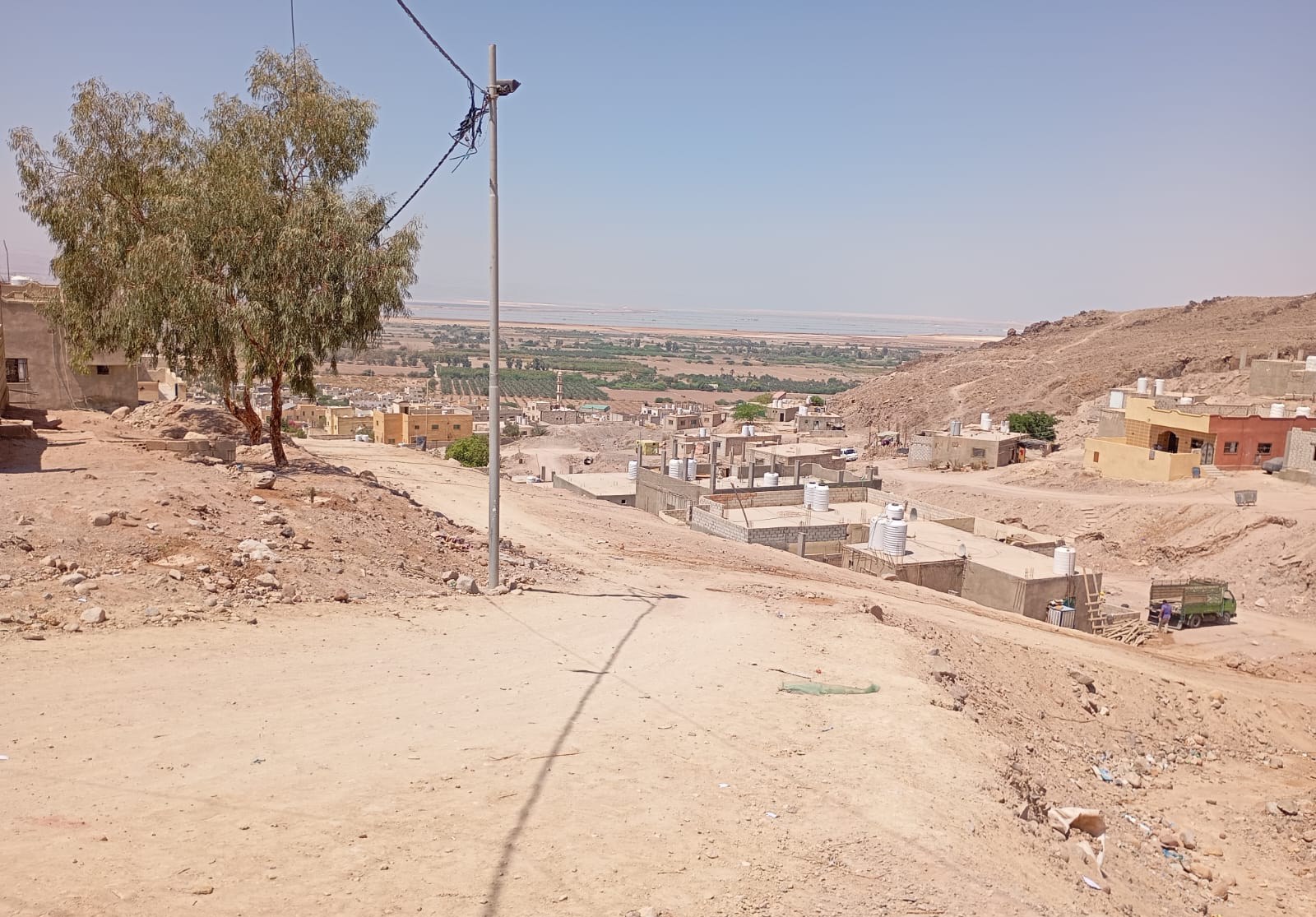 مواطنون في الأغوار الجنوبية يطالبون بتعبيد الشوارع الفرعية المهترئة