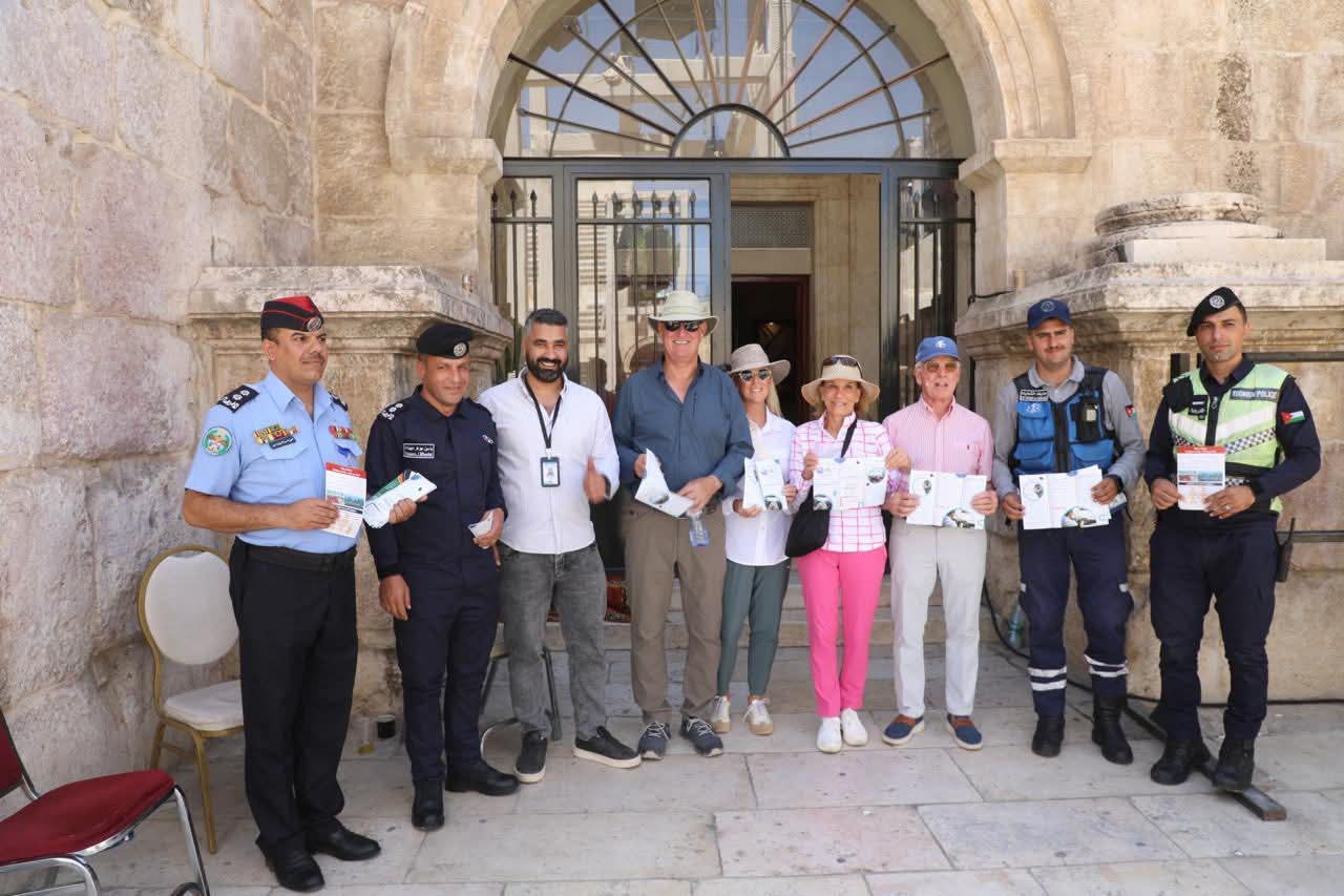 الأمن العام ينفذ يومًا توعويًا حول البيئة في محافظات المملكة