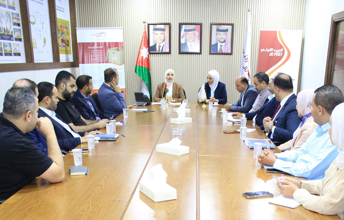 البريد الأردني يبحث ووزارة العدل توسيع التعاون