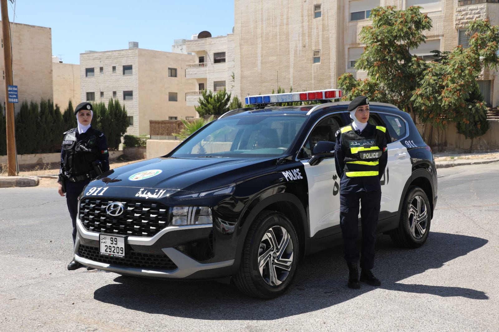 الأمن العام توسع انتشار دوريات النجدة للشرطة النسائية  