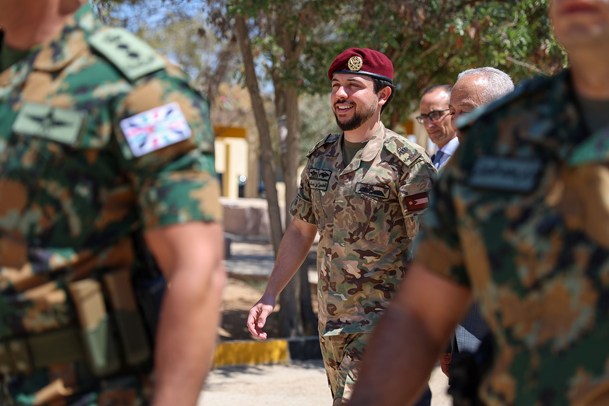  الملك، يرافقه ولي العهد، يزور مدرسة حسن خالد أبو الهدى الثانوية الشاملة للبنين بالزرقاء