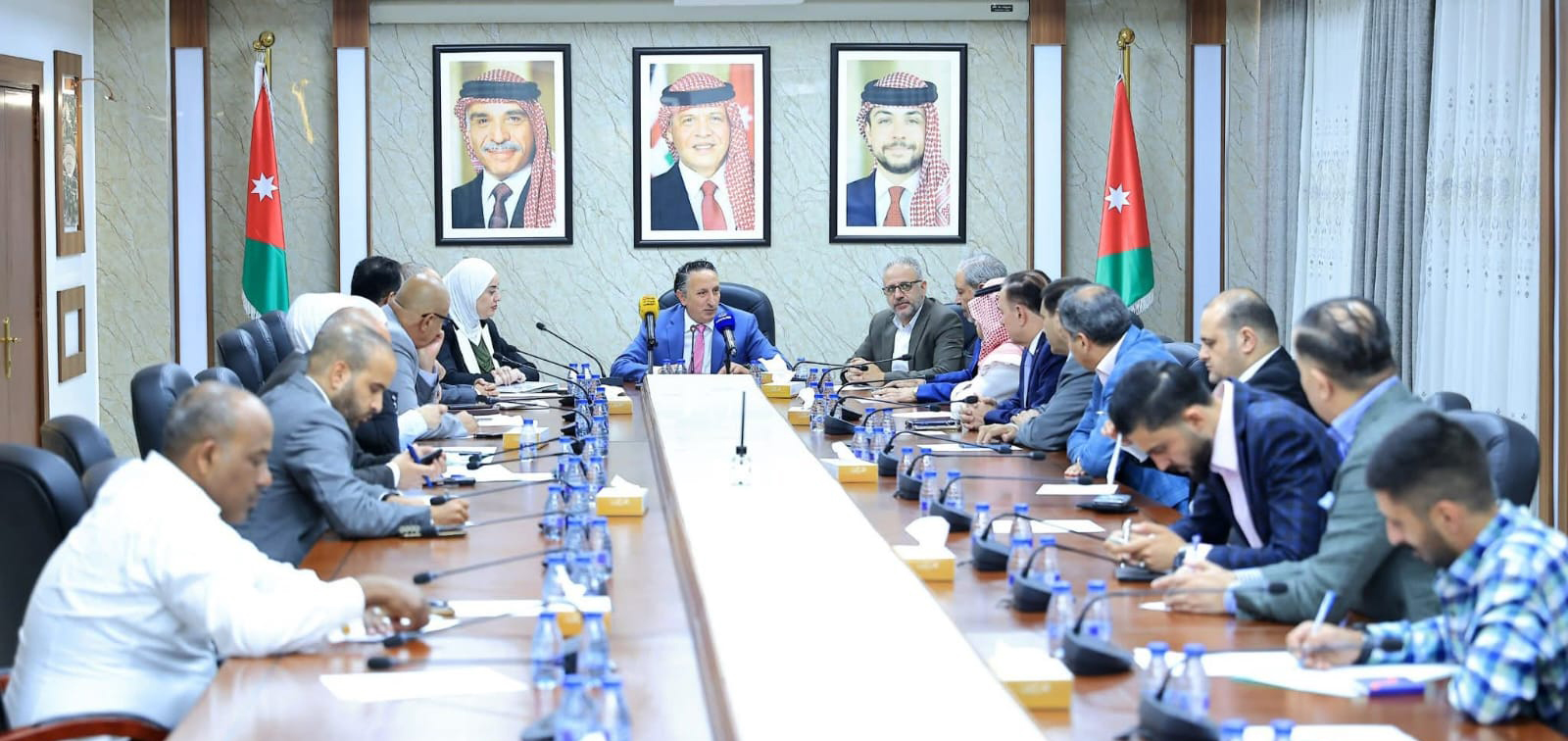 العمل النيابية تدعو لدعم المشاريع المنزلية والحرف اليدوية