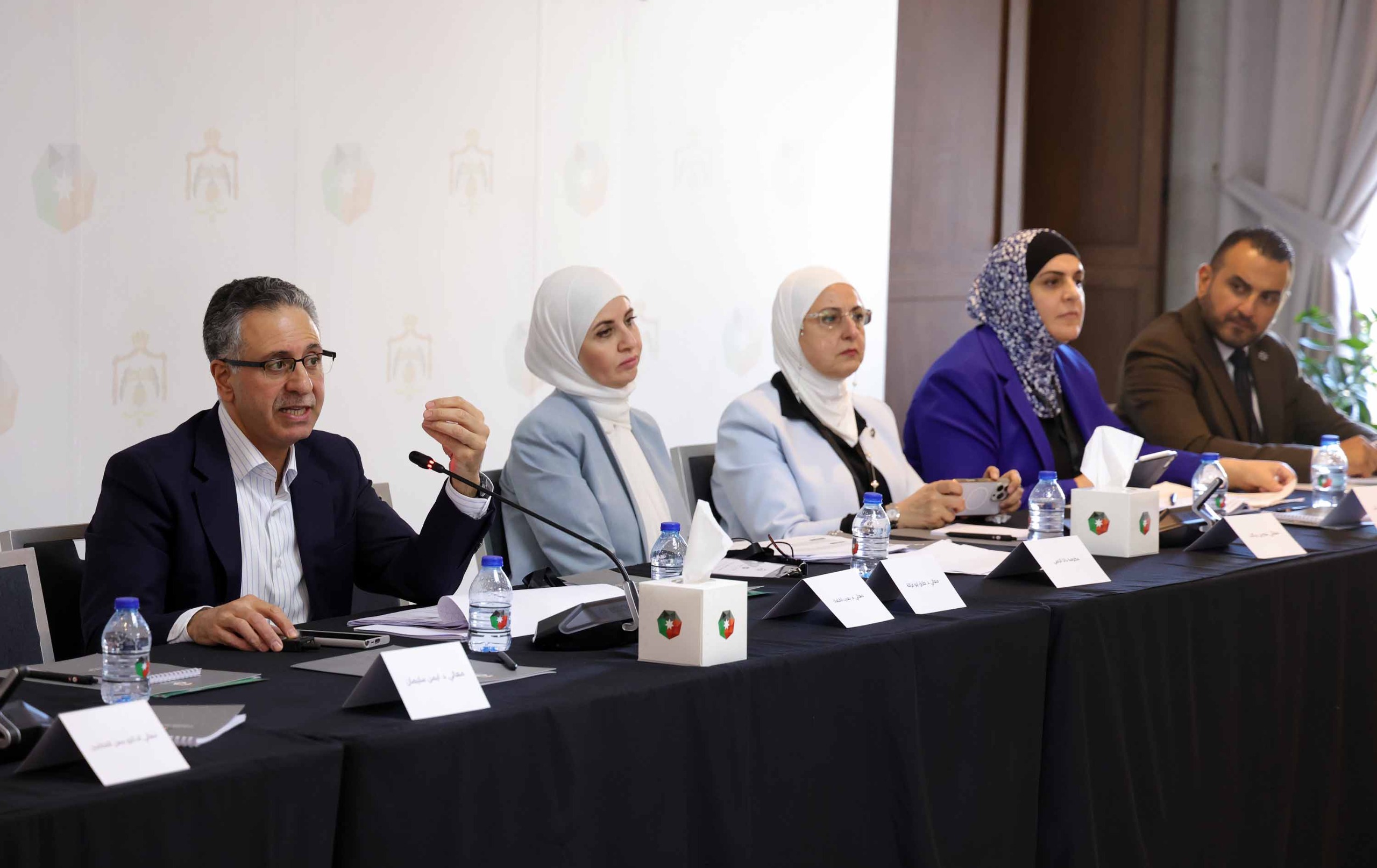 الصناعة على طاولة نقاشات الجلسات القطاعية