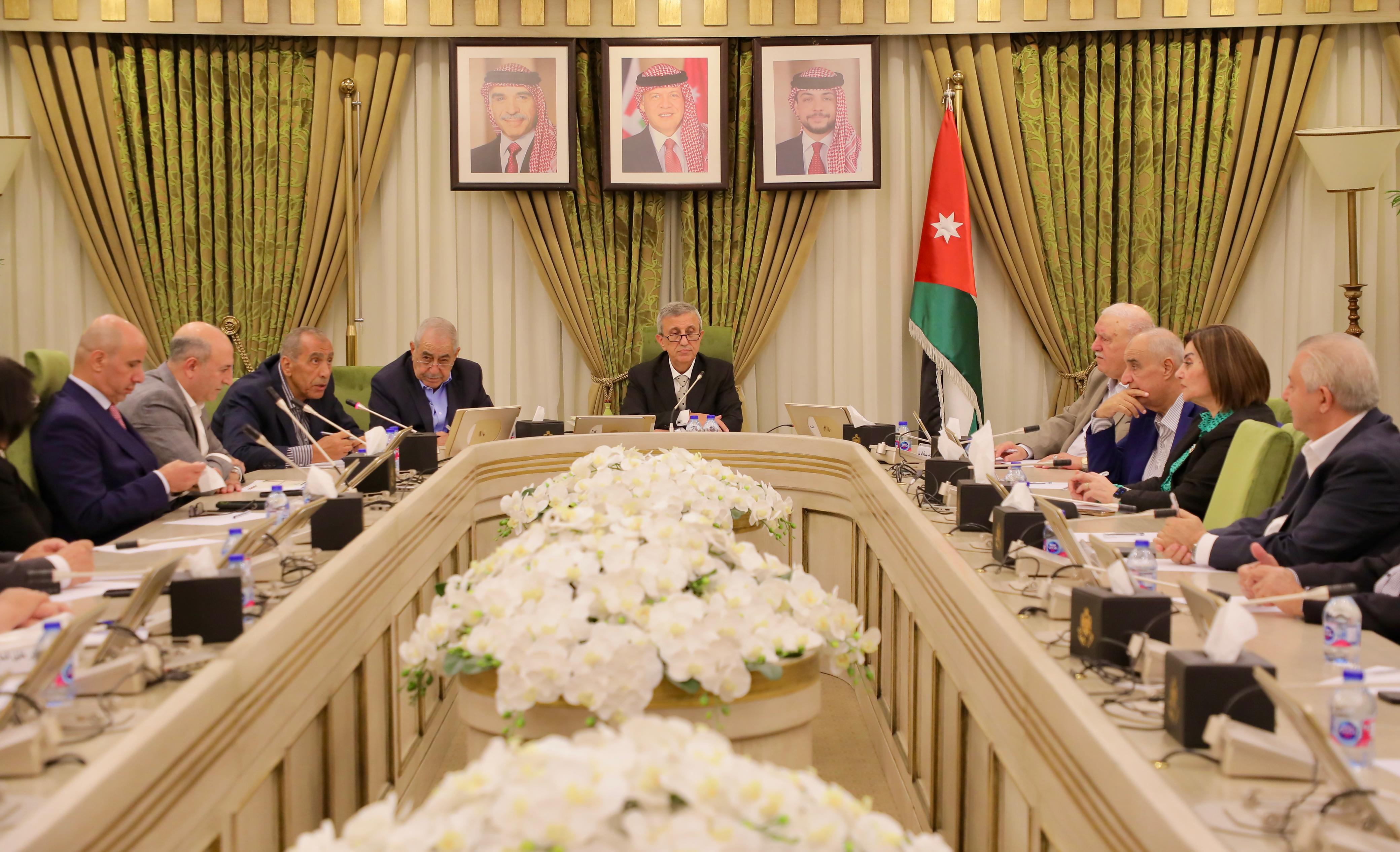 عمل الأعيان تُثمن جهود الخيرية الهاشمية الإغاثية والإنسانية