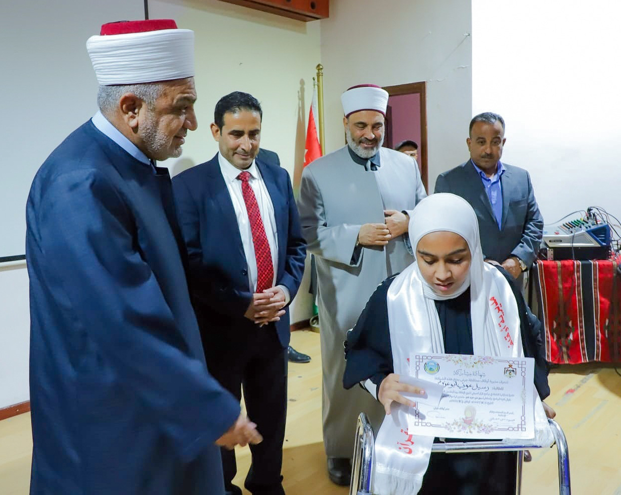 جرش: وزير الأوقاف يكرم حفظة القرآن الكريم من ذوي الإعاقة