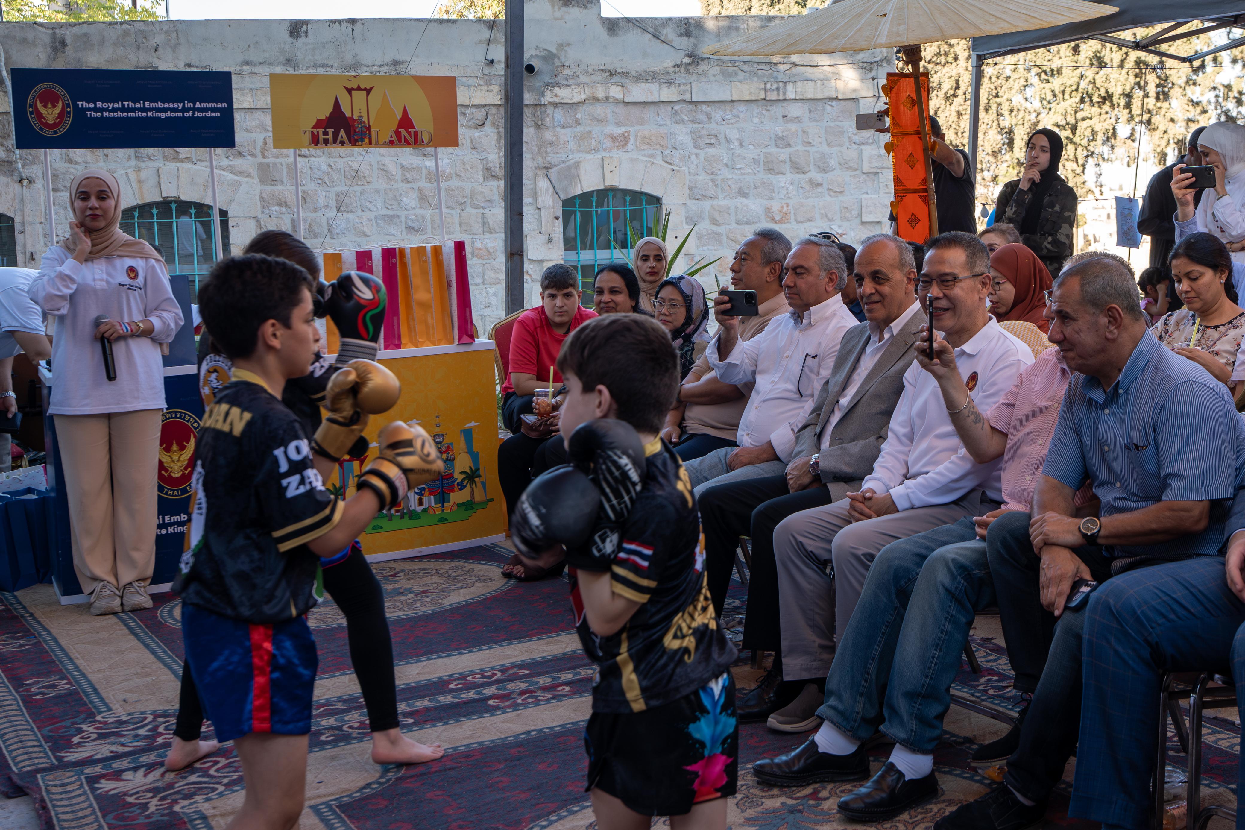 وزير السياحة يرعى افتتاح مهرجان سواسدي عمّان: جوهر تايلاند في سوق جارا