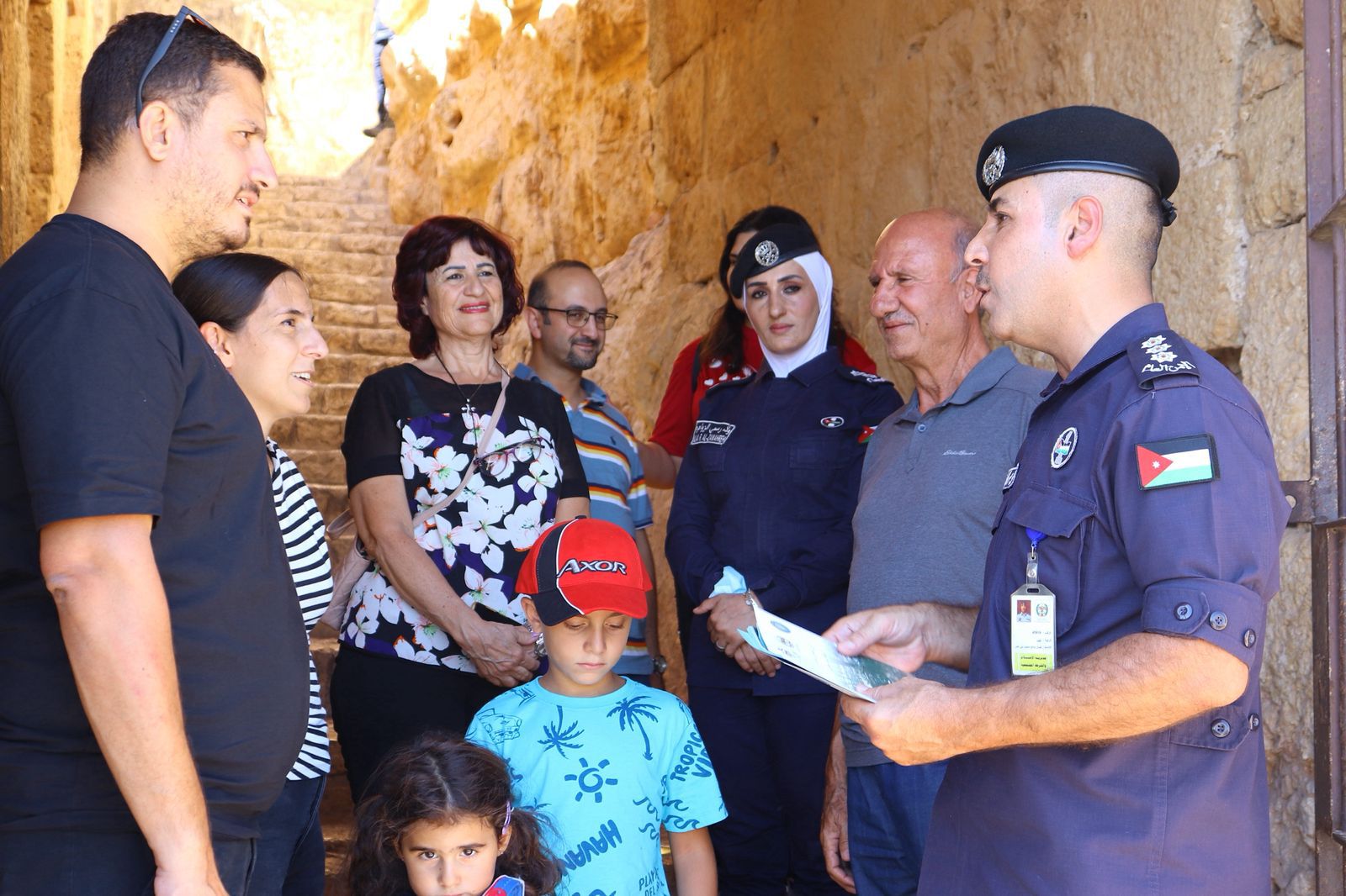 الأمن العام ينفذ يوما توعويا بيئيا في محافظات المملكة