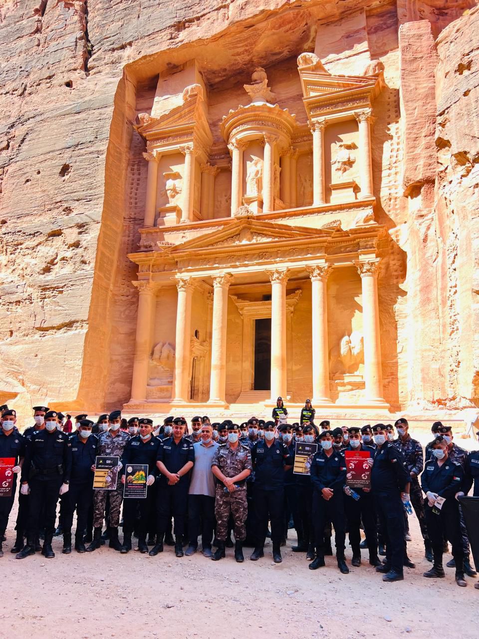 الأمن العام ينفذ يوما توعويا بيئيا في محافظات المملكة