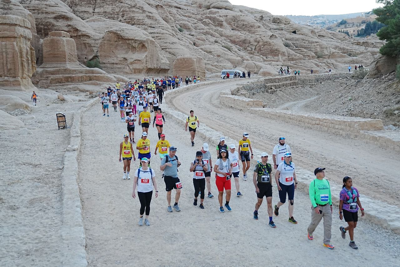 اختتام فعاليات ماراثون البترا بمشاركة عالمية واسعة 