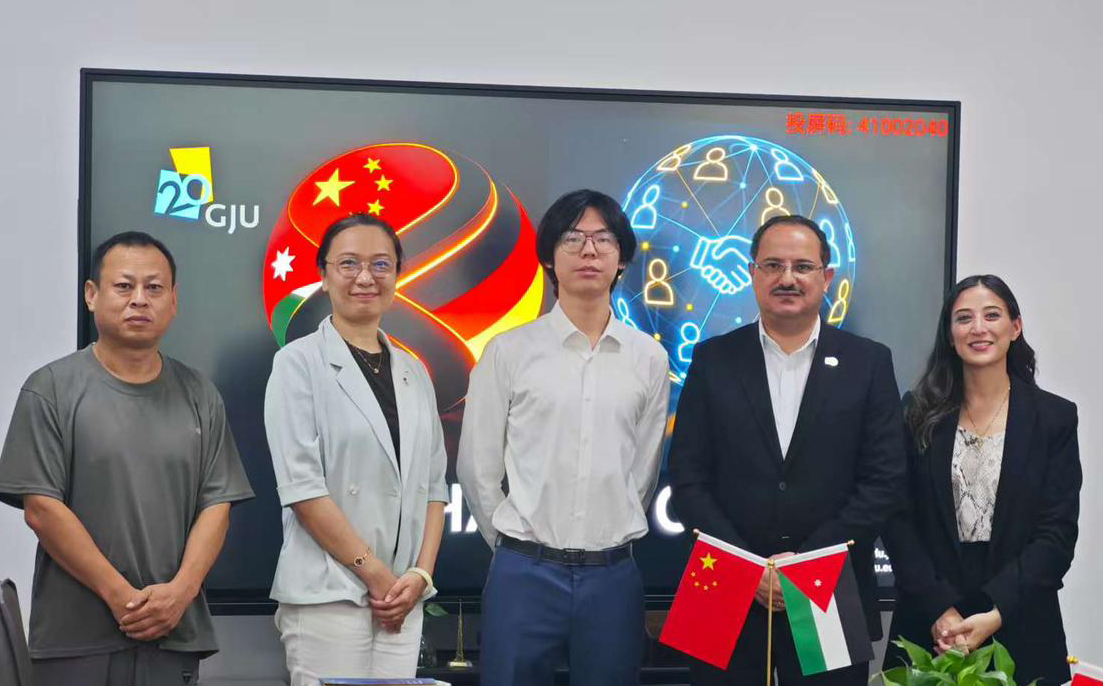 الألمانية الأردنية تبحث التعاون في التكنولوجيا الزراعية مع شركة أرقو  الصينية