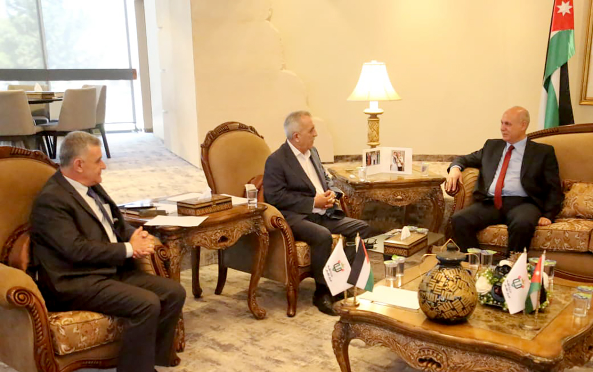 وزير الثقافة ونظيره الفلسطيني يؤكدان عمق العلاقة التاريخية بين الشعبين