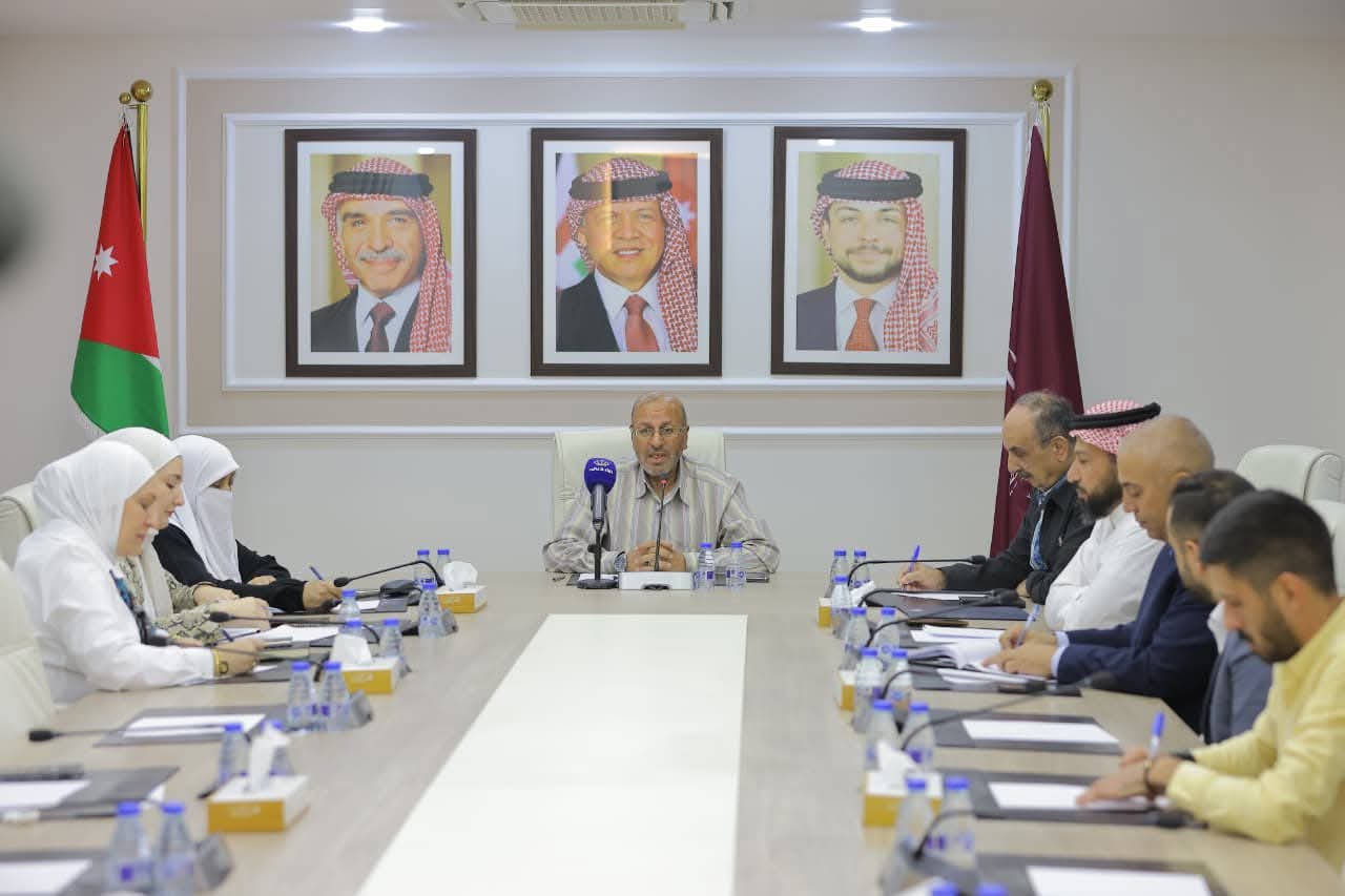 التعليم النيابية تبحث تطوير المناهج والمنح والقروض