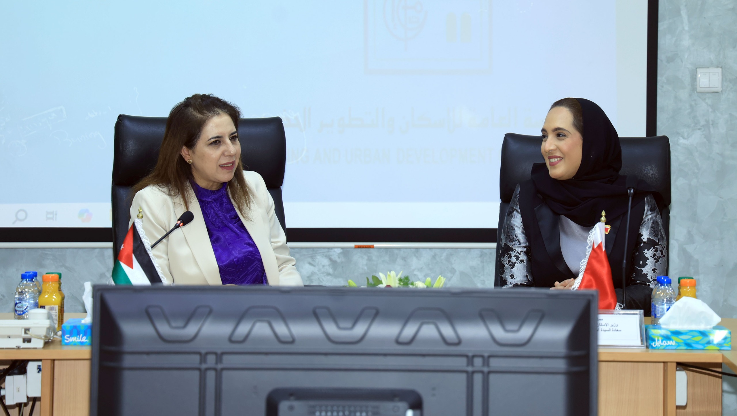 التطوير الحضري تبحث التعاون مع وزيرة الإسكان والتخطيط العمراني البحرينية