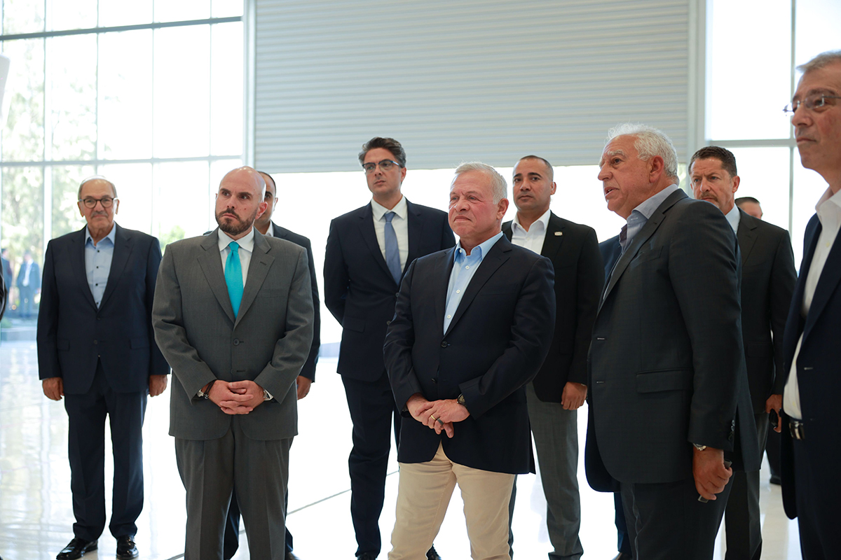  الملك يزور مطار الملكة علياء الدولي ويطلق مشروعين جديدين