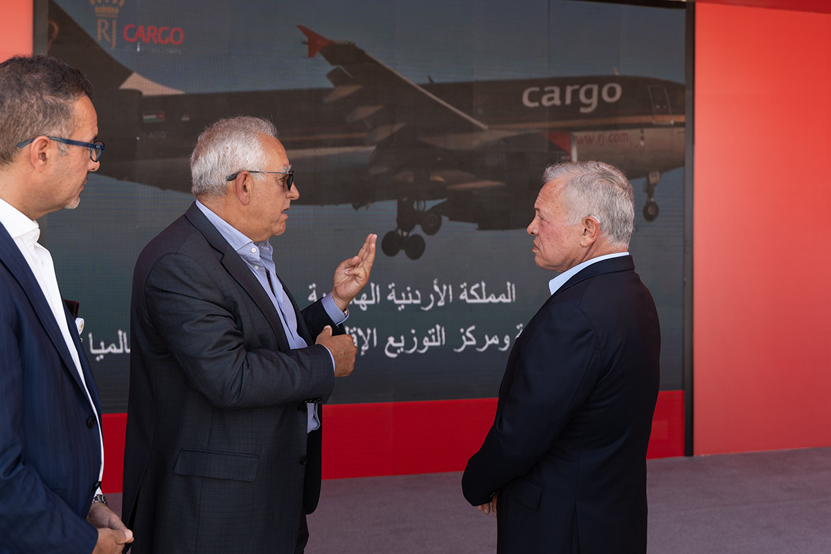  الملك يزور مطار الملكة علياء الدولي ويطلق مشروعين جديدين