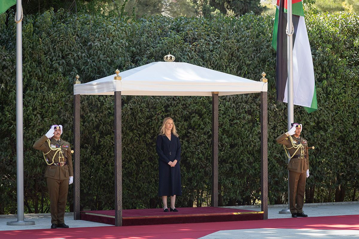 الملك يتقبل أوراق اعتماد عدد من السفراء 