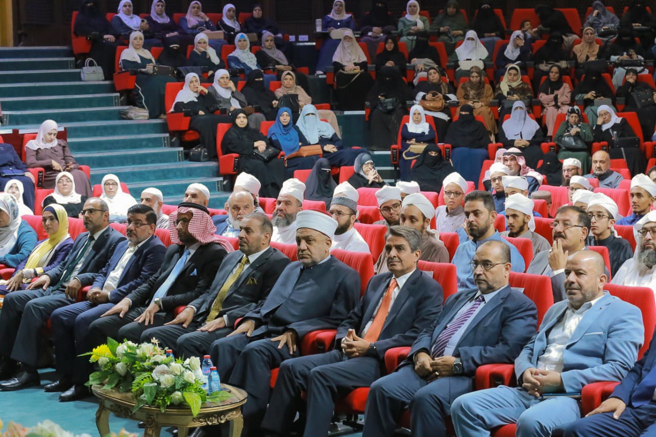 وزارتا الأوقاف والشباب تعقدان جلسة تعريفية بجائزة الحسين للعمل التطوعي