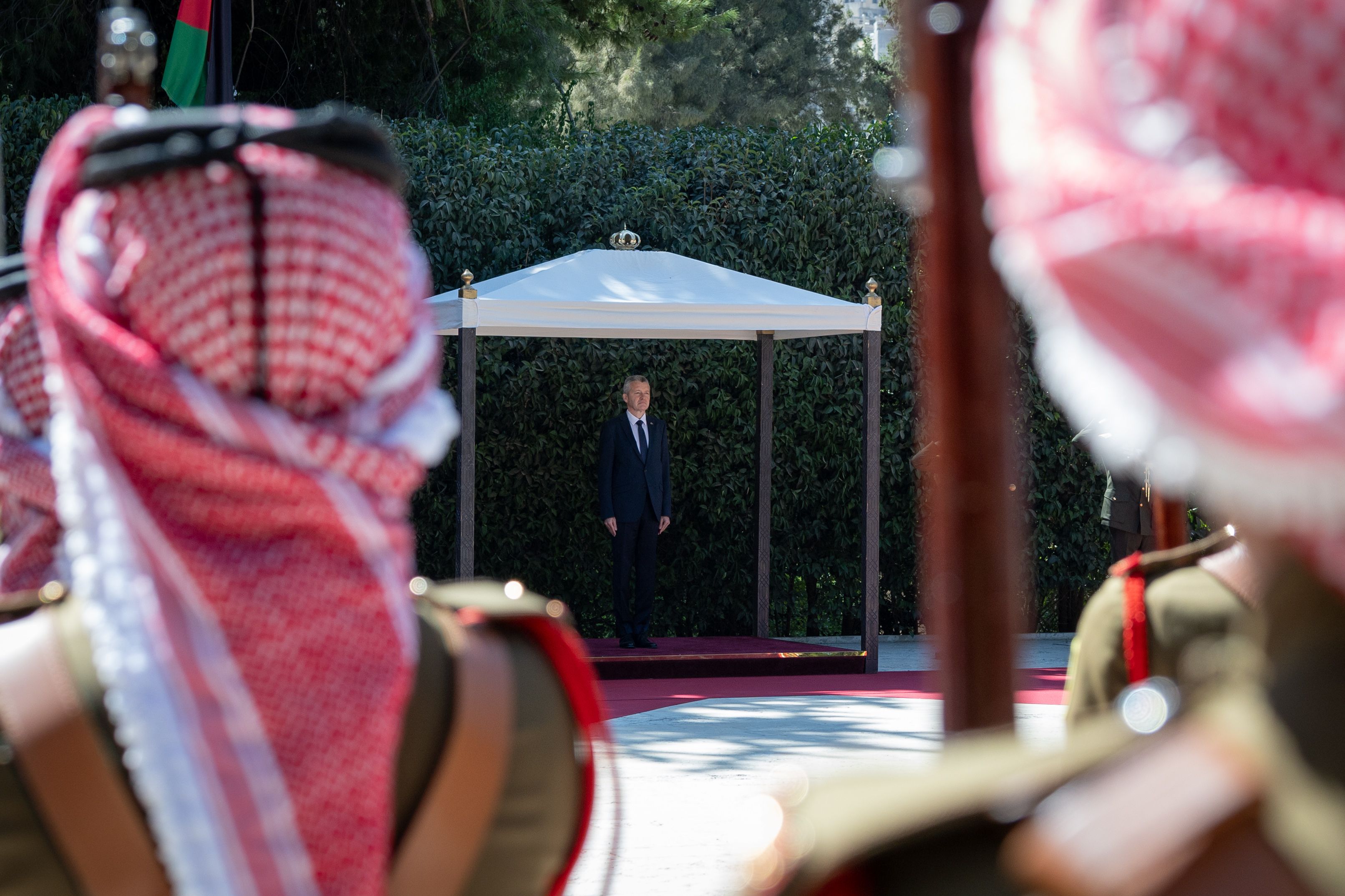 الملك يتقبل أوراق اعتماد عدد من السفراء 