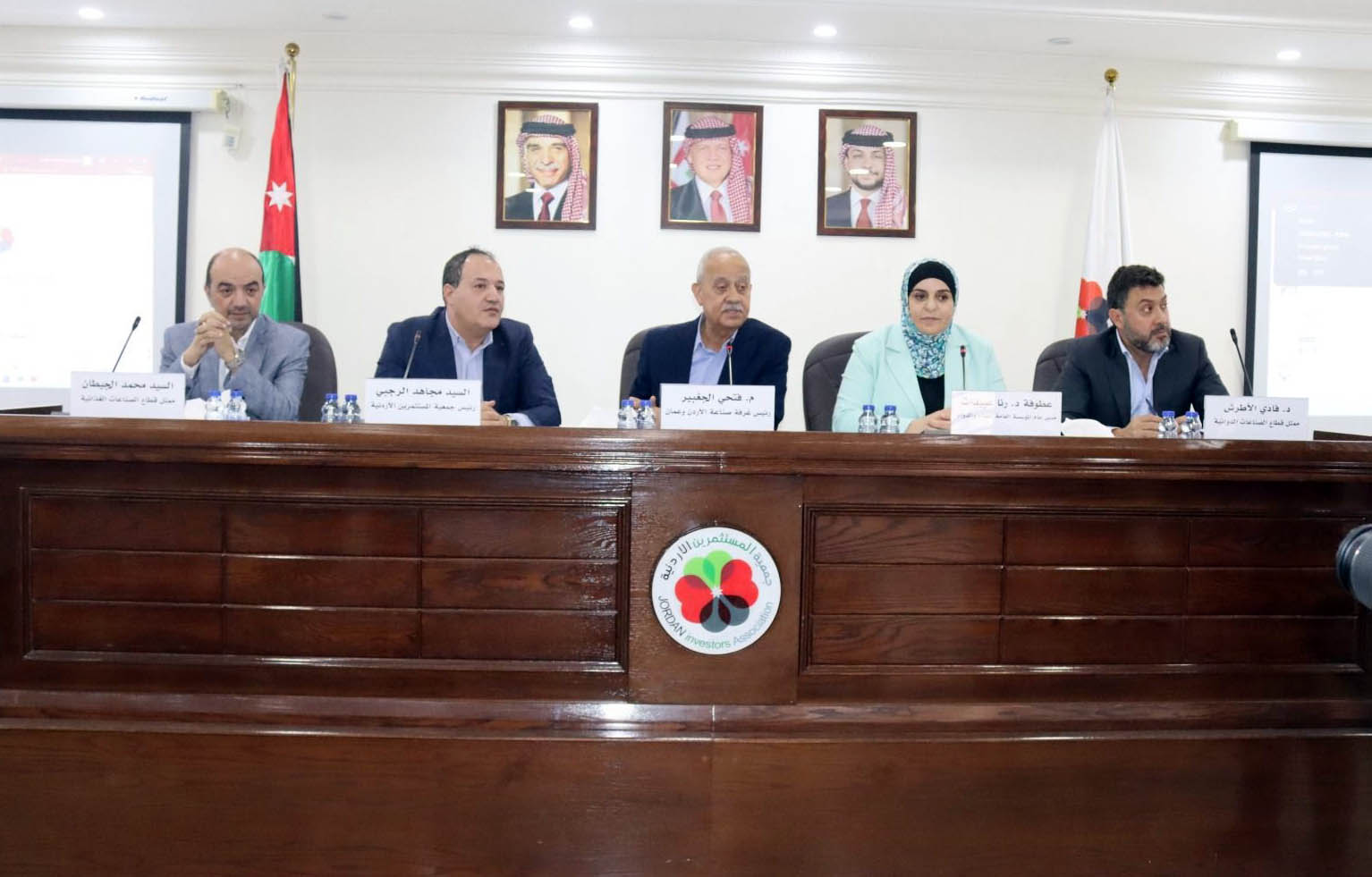 الغذاء والدواء وجمعية المستثمرين وصناعة عمان يلتقون ممثلين عن صناعيي سحاب والموقر 