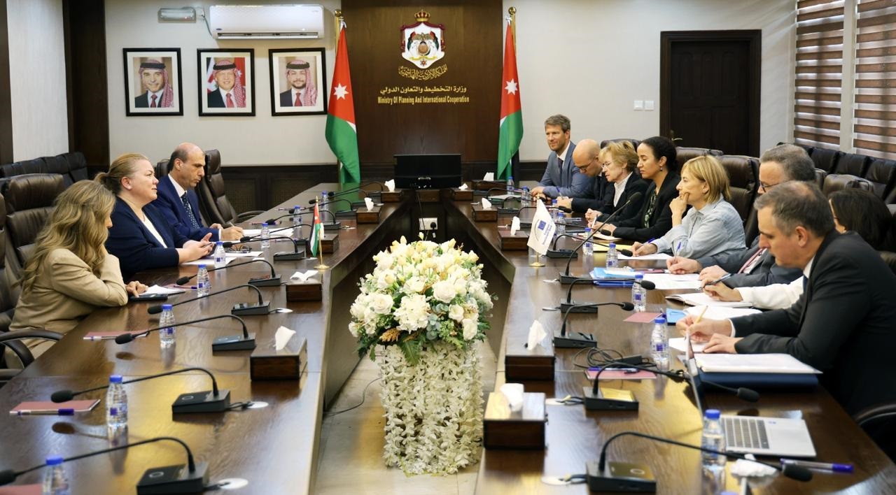 وزيرة التخطيط تبحث مع نائبة رئيس بنك الاستثمار الأوروبي تعزيز التعاون الثنائي