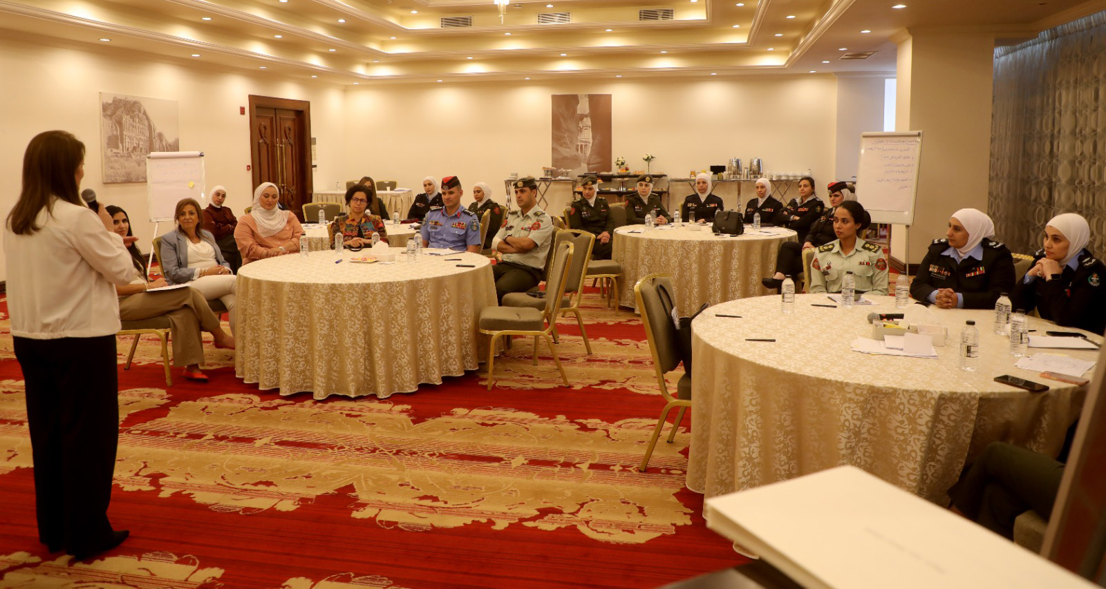 اختتام دورة مدربي القيادات النسائية بدعم من هيئة الأمم المتحدة للمرأة