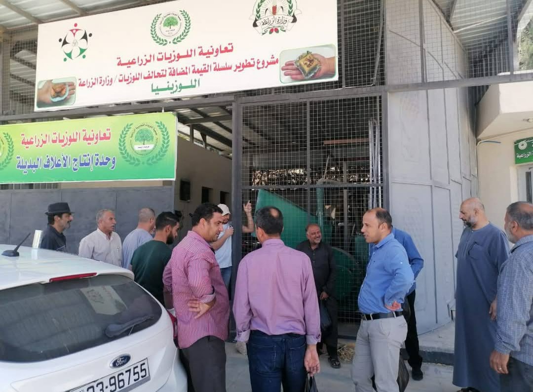 زراعة بني كنانة تنفذ الجلسة التاسعة لمدرسة الزراعة الذكية لنبات الأزولا