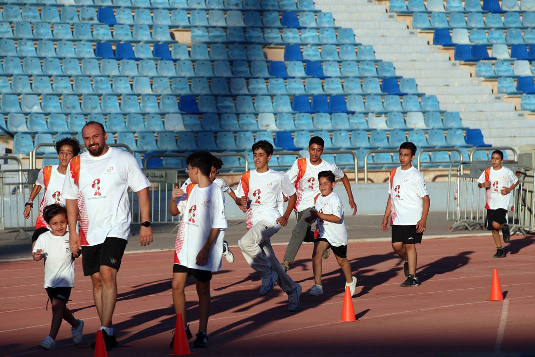 الأمير فيصل يشارك في فعالية سباق المرح بمشاركة 150 طفلا وشابا 