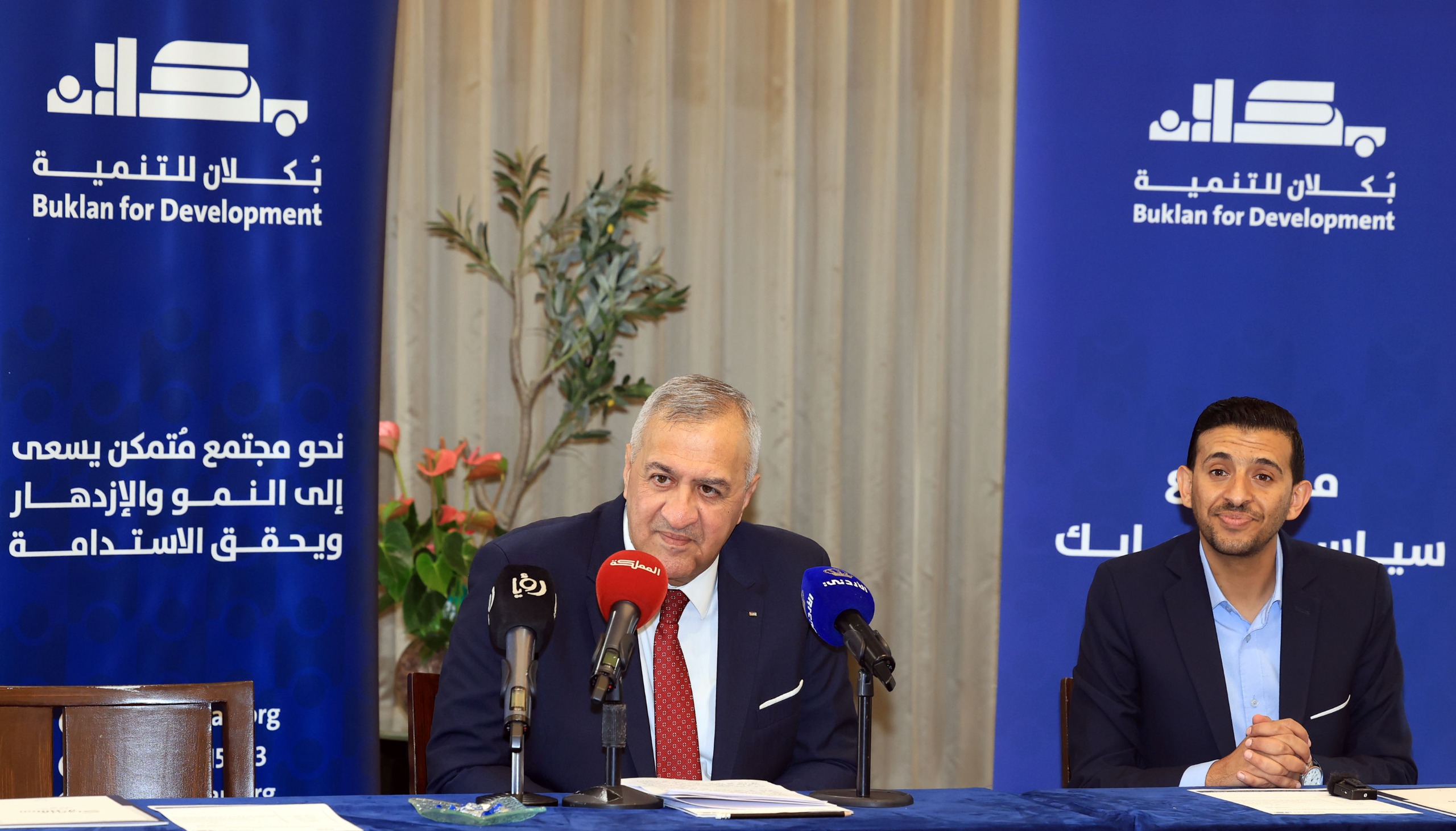 إطلاق المرحلة الثالثة من مشروع  سياسة ع المايك