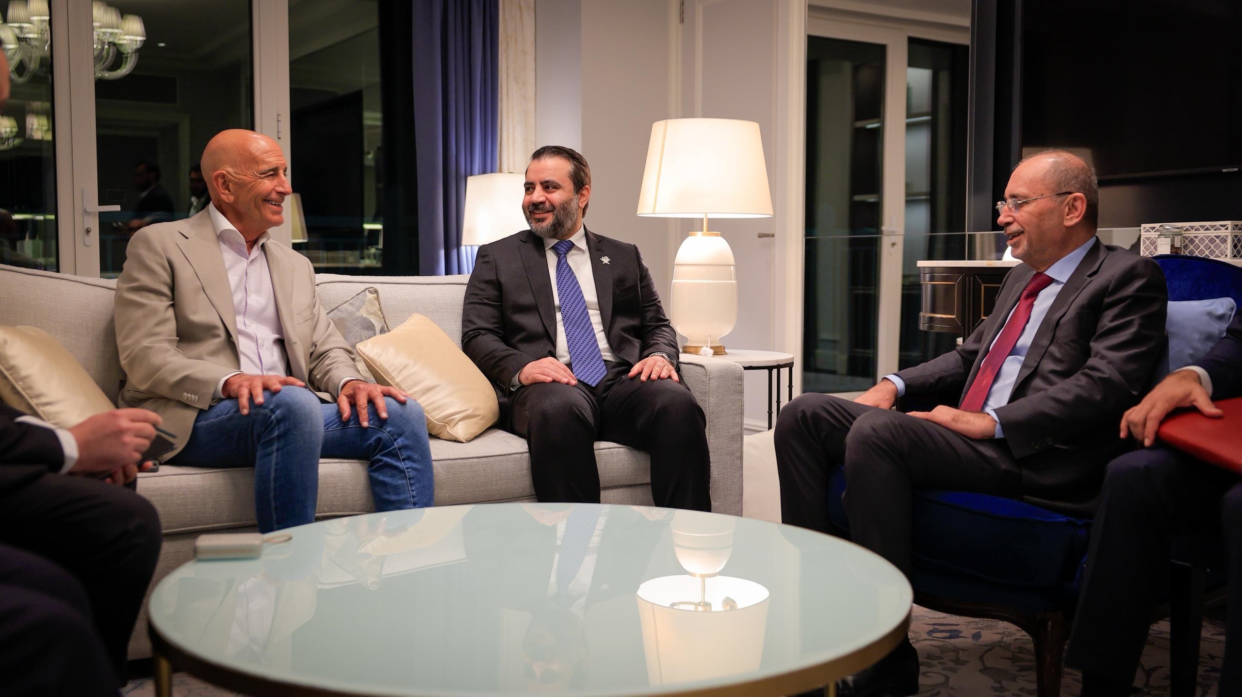 وزير الخارجية يلتقي نظيره السوري