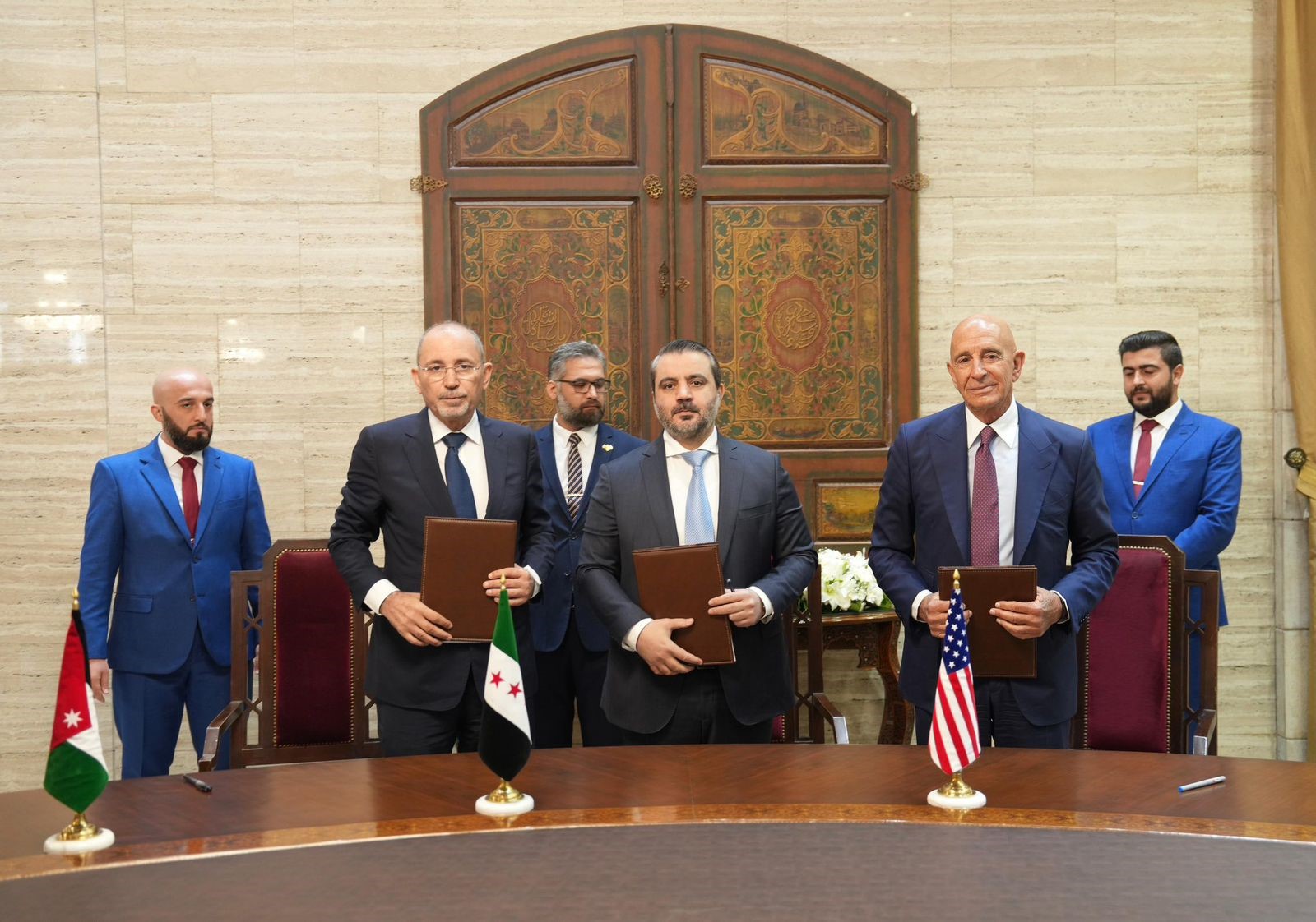 وزير الخارجية يشارك باجتماع أردني سوري أميركي لإقرار خطة لحل الأزمة بالسويداء