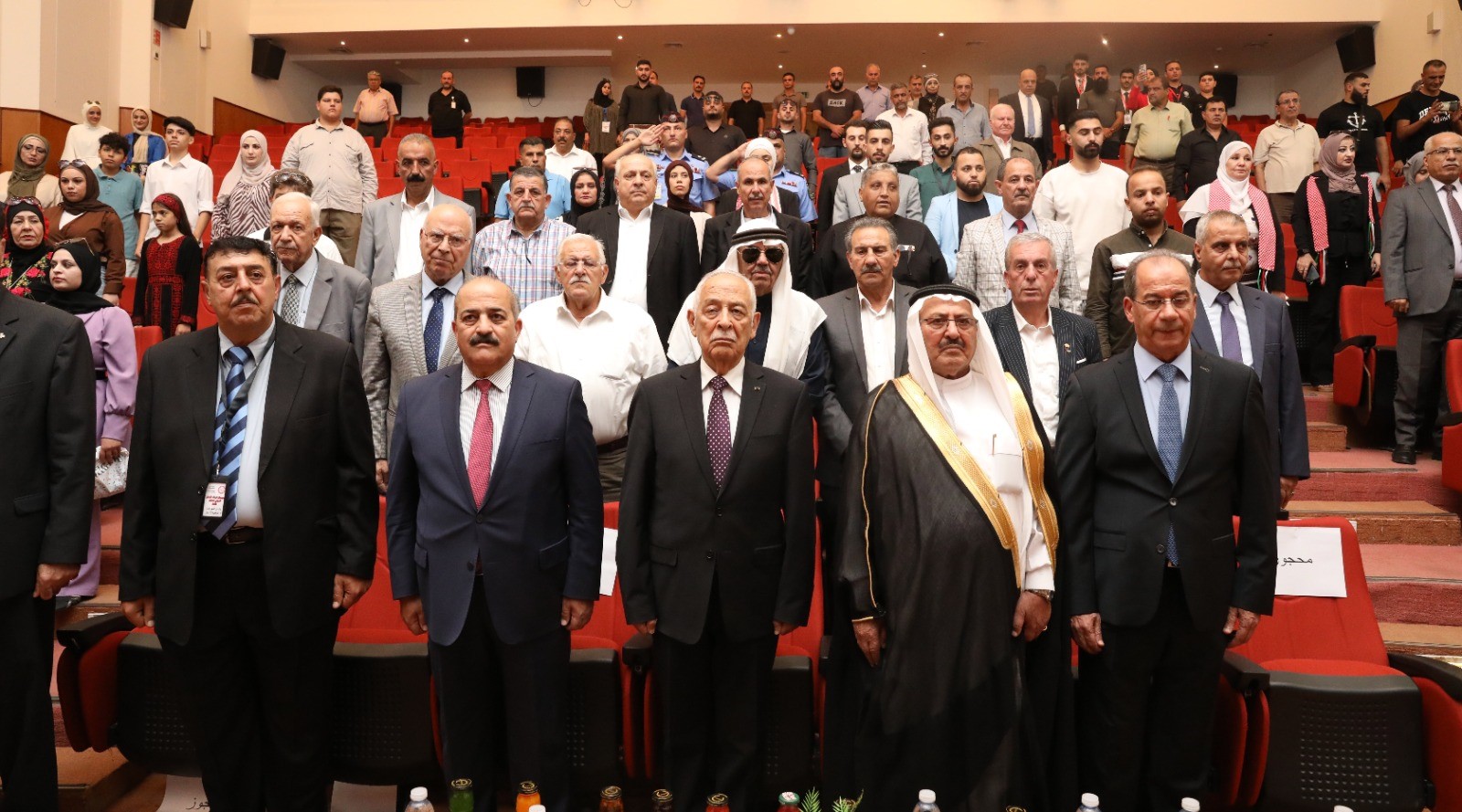 العيسوي يرعى انطلاق مهرجان الوفاء للوطن وقائده في مركز إربد الثقافي